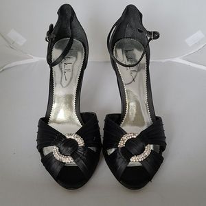 Nicole Miller Satin Heels size 10M